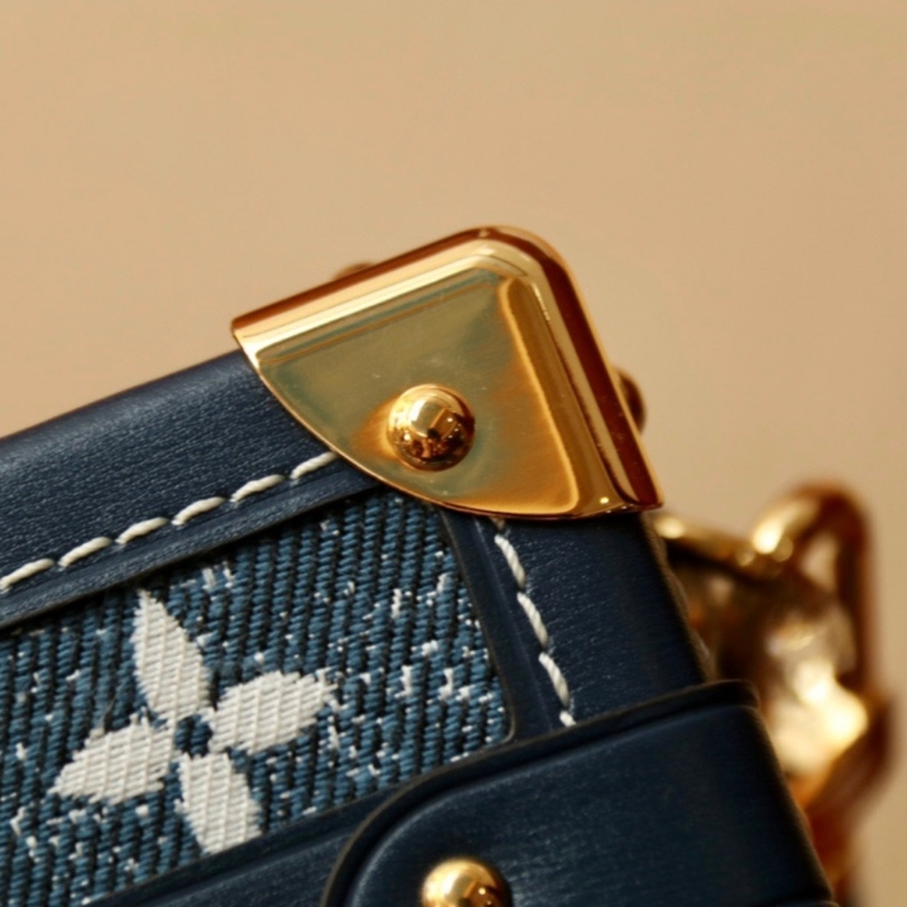 <AUTHENTIC>Louis Vuitton bag - image 6